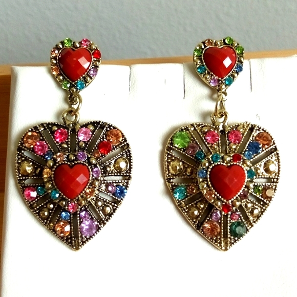 Jewelry - Heart Earrings